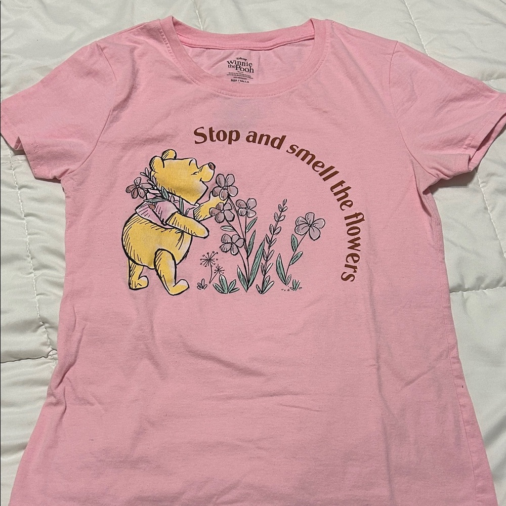 Disney Pink Winnie the Pooh Floral Tee Short Sleeve Shirt Womens Size Large